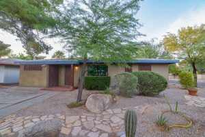 5655 E Rosewood St, Tucson, AZ 85711 Front View 360° Home Tour